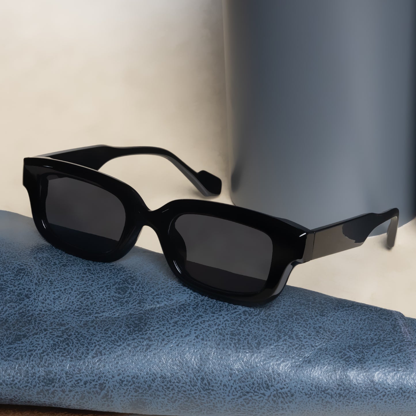 Thunder Full Black Rectangle Sunglasses