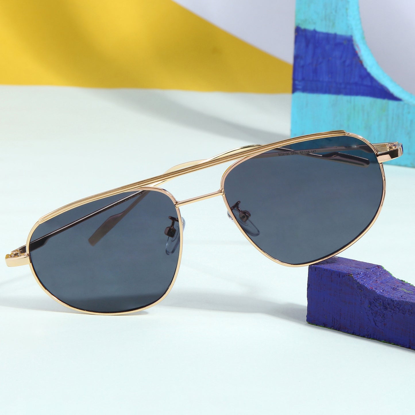 Gold Black Pilot Sunglasses