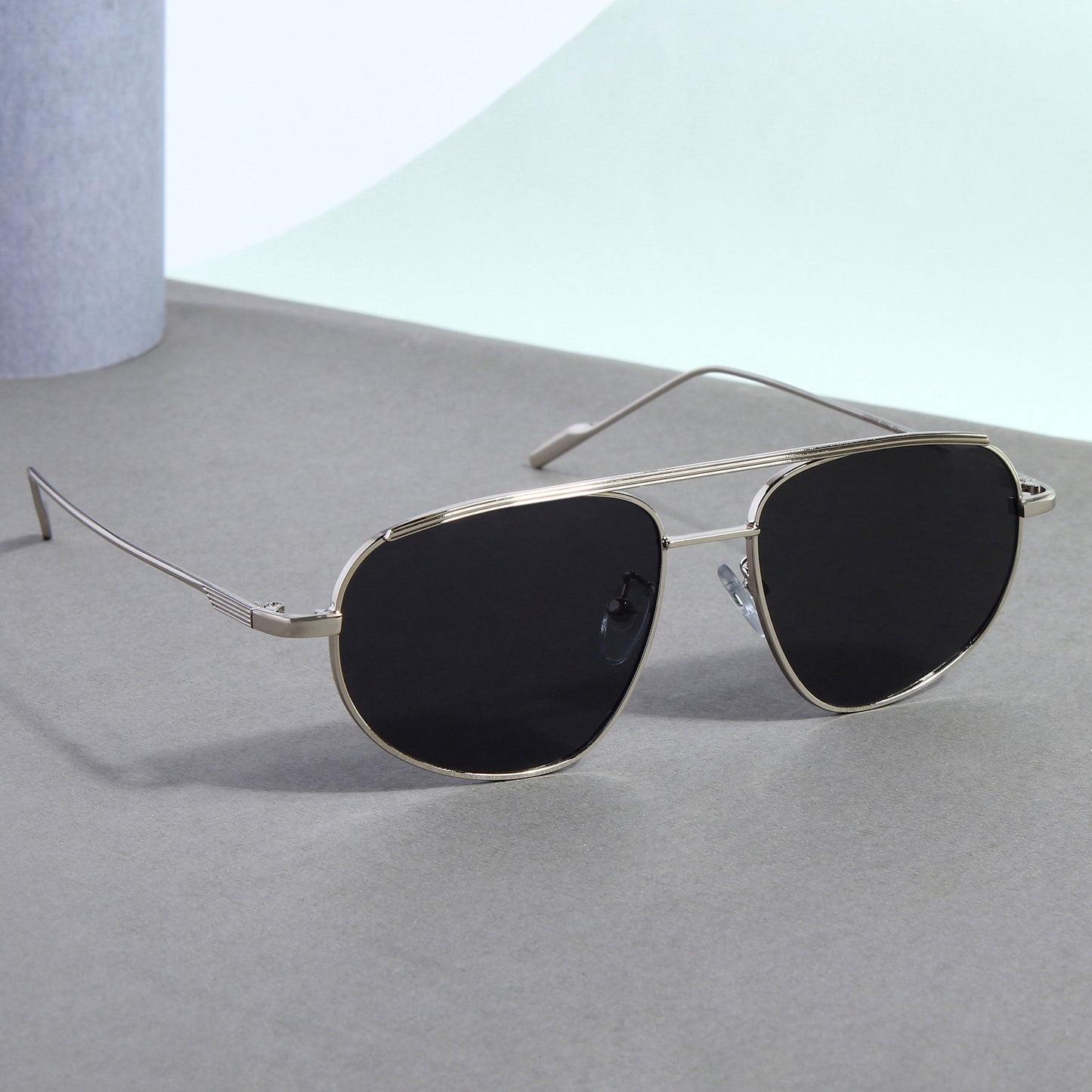 Silver Black Pilot Sunglasses