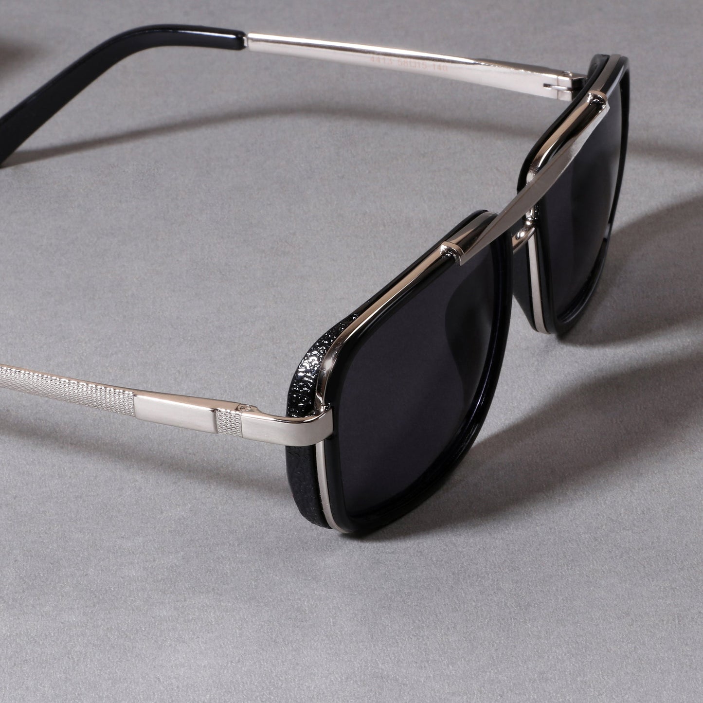 WILD EDITION SILVER BLACK SUNGLASSES