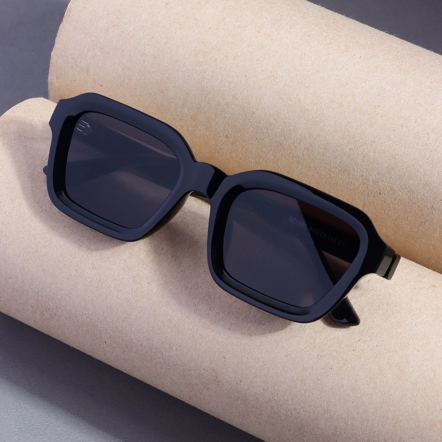 Hunter Full Black Square Sunglasses