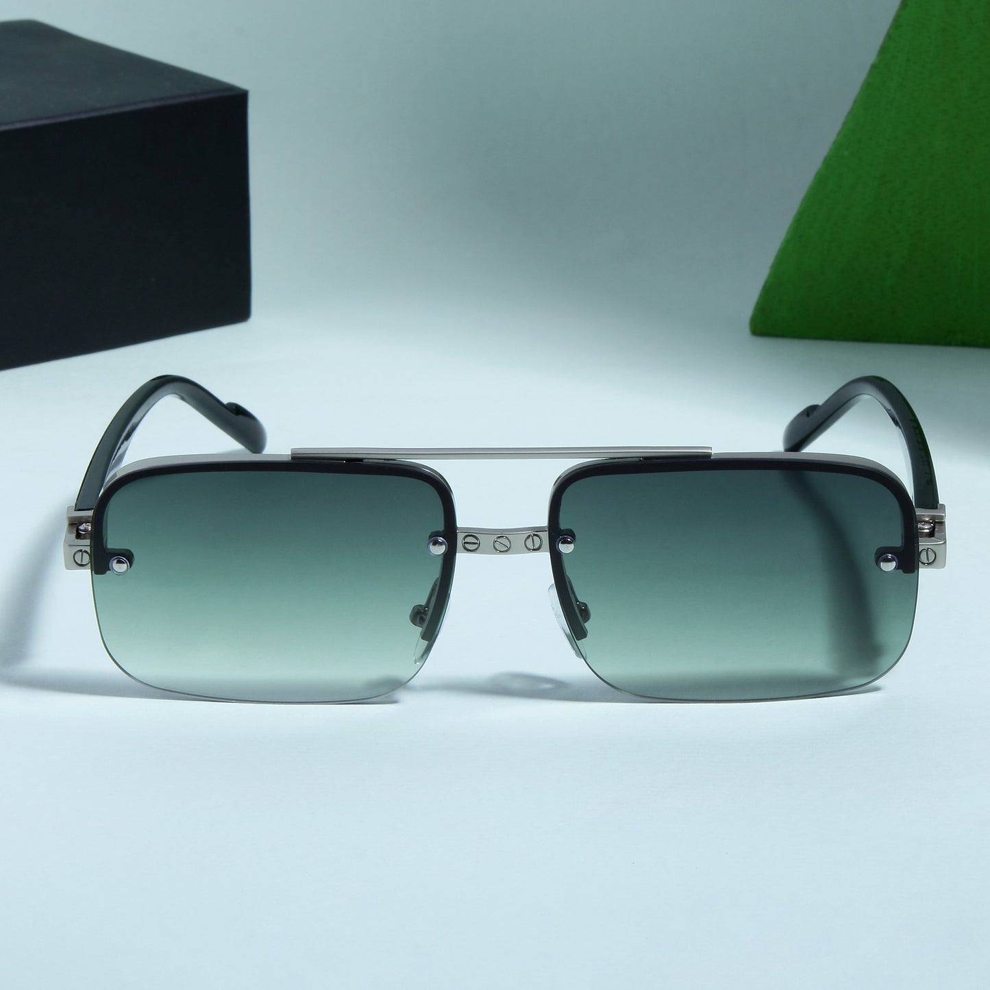 GG2317 Black and Green Gradient Rectangle Sunglasses