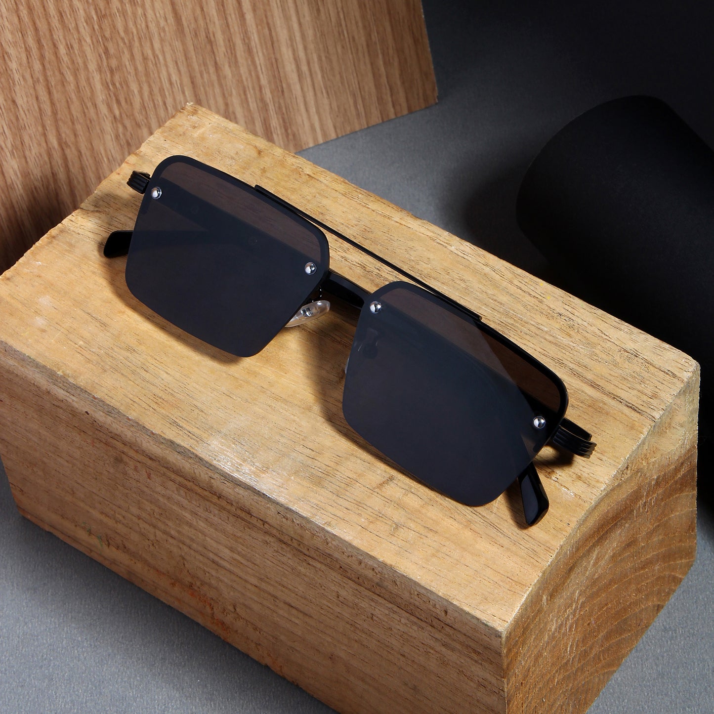 GG2349 Black Rectangle Sunglasses