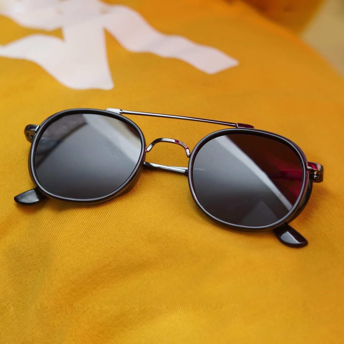Full Black Metal Frame Round Sunglasses