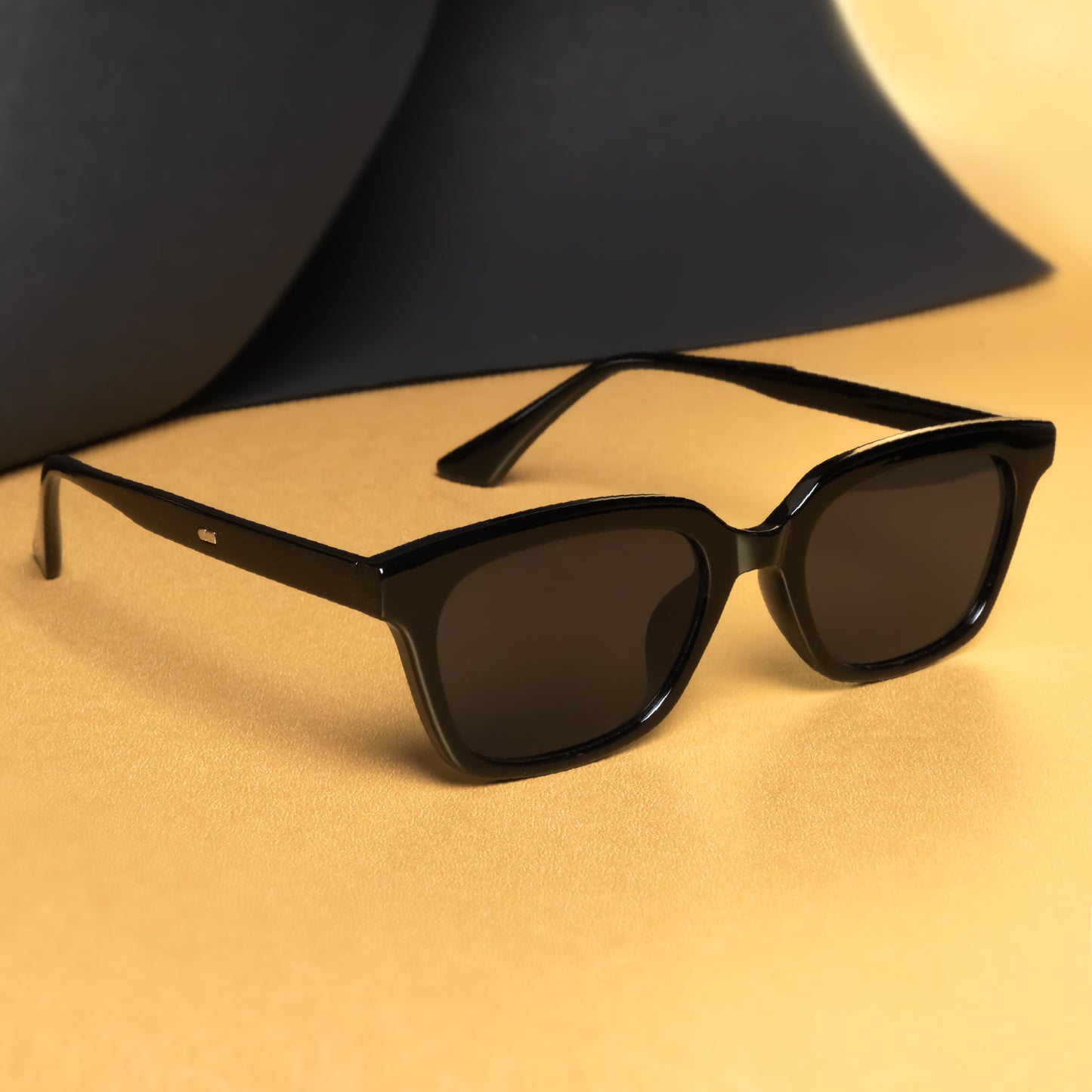 Marco Full Black Rectangle Sunglasses