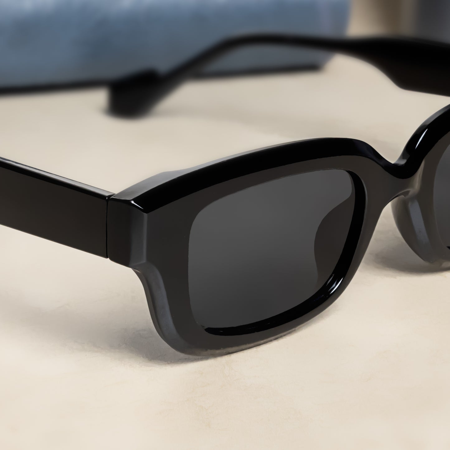 Thunder Full Black Rectangle Sunglasses