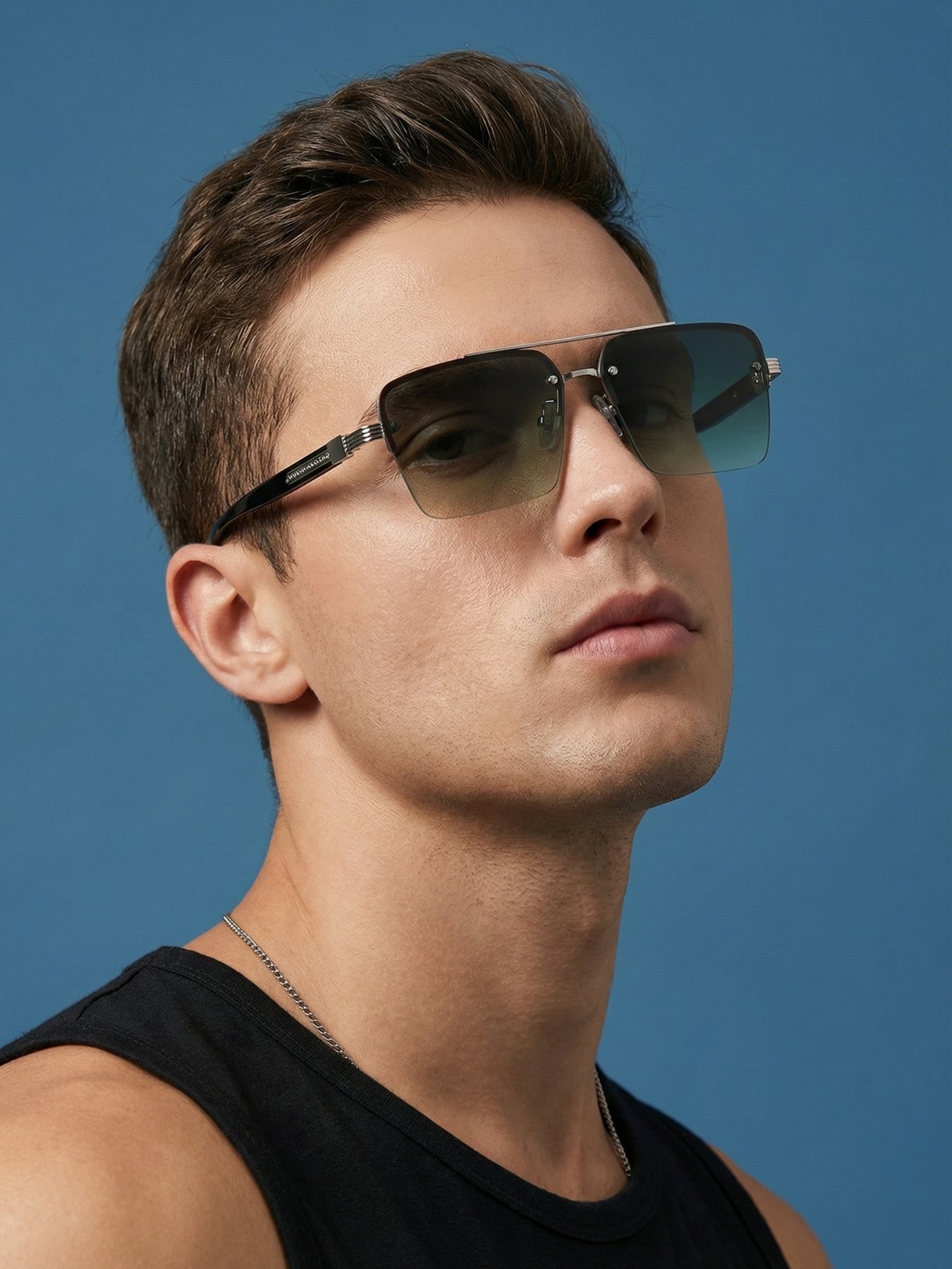 GG2349 Black Green Gradient Rectangle Sunglasses