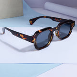 To. Brown Black SZ 2004 Round Sunglasses