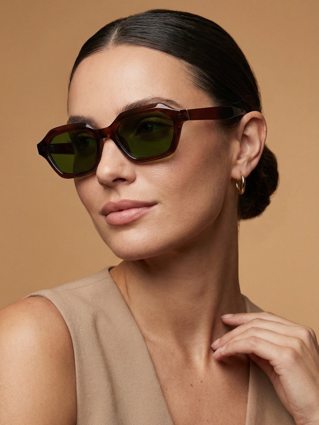 Stellan Brown Green Retro Square Sunglasses