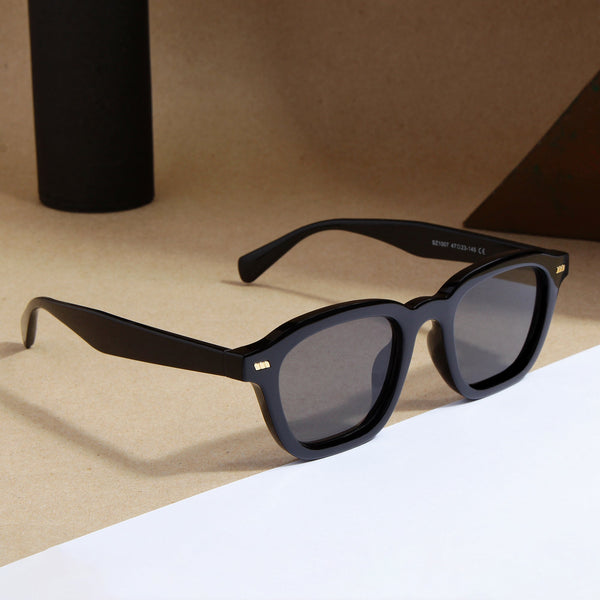 Spark Full Black Rectangle Sunglasses