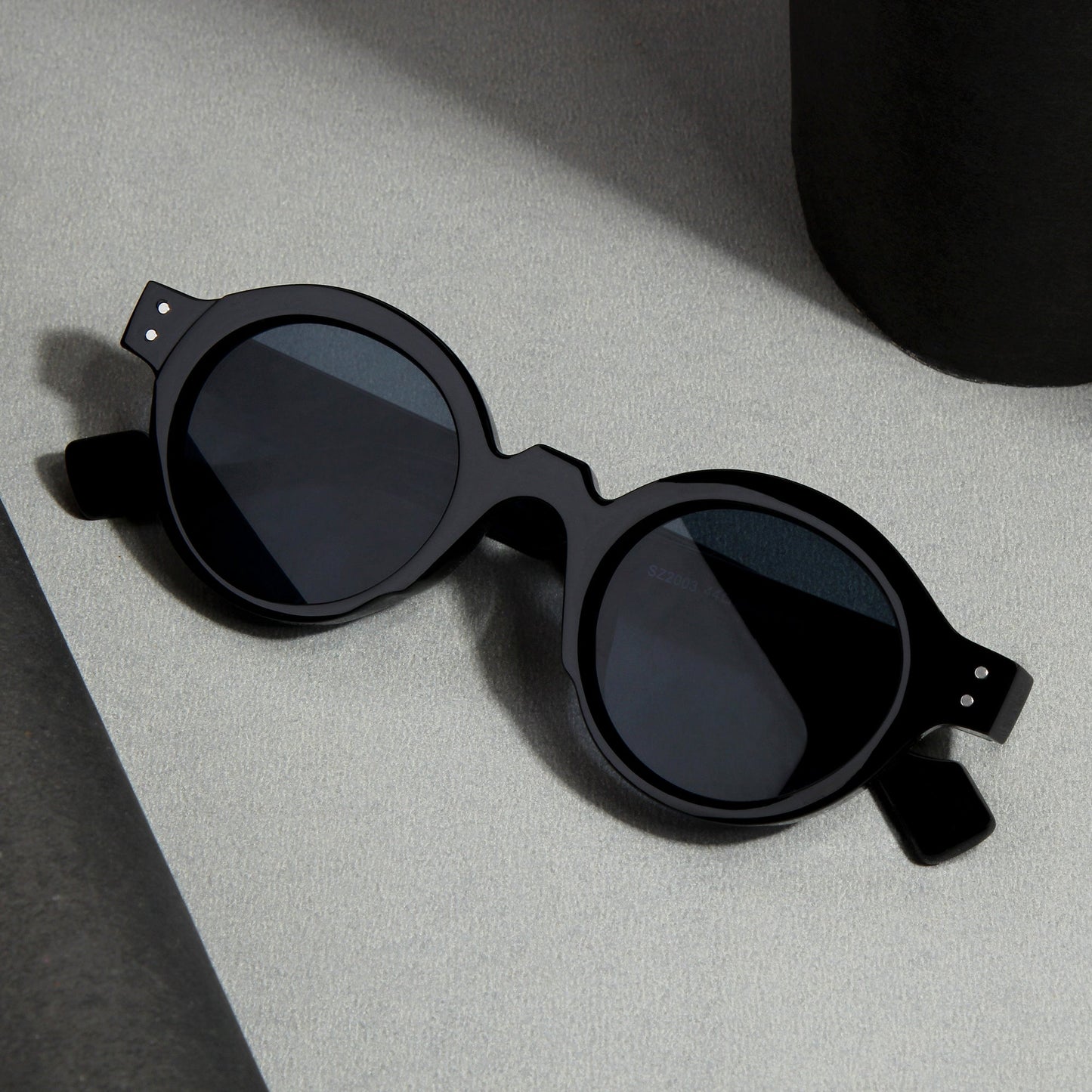 Full Black SZ 2003 Round Sunglasses