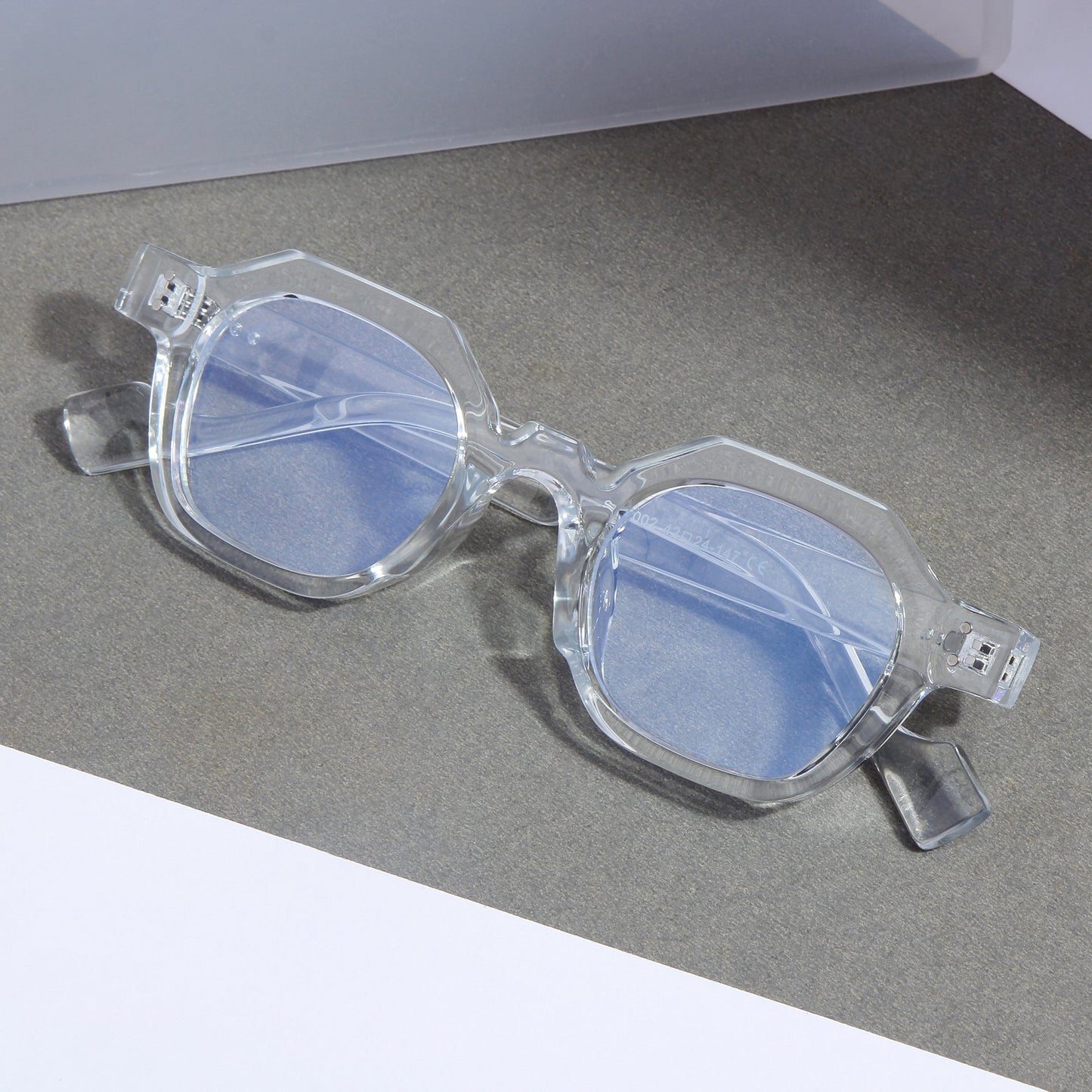 Clear SZ 2002 Round Sunglasses