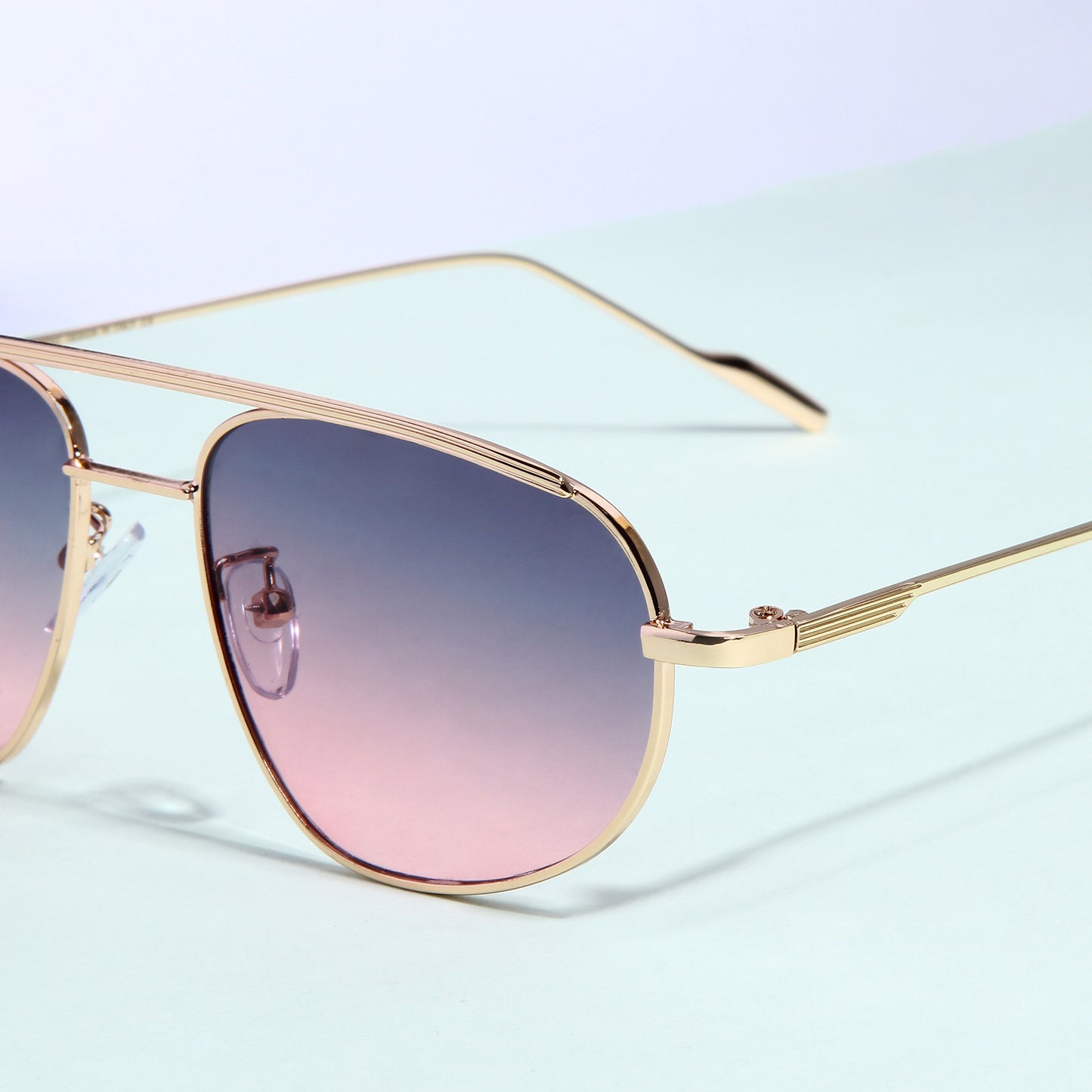 Opal. Gold Pink Gradient Pilot Sunglasses