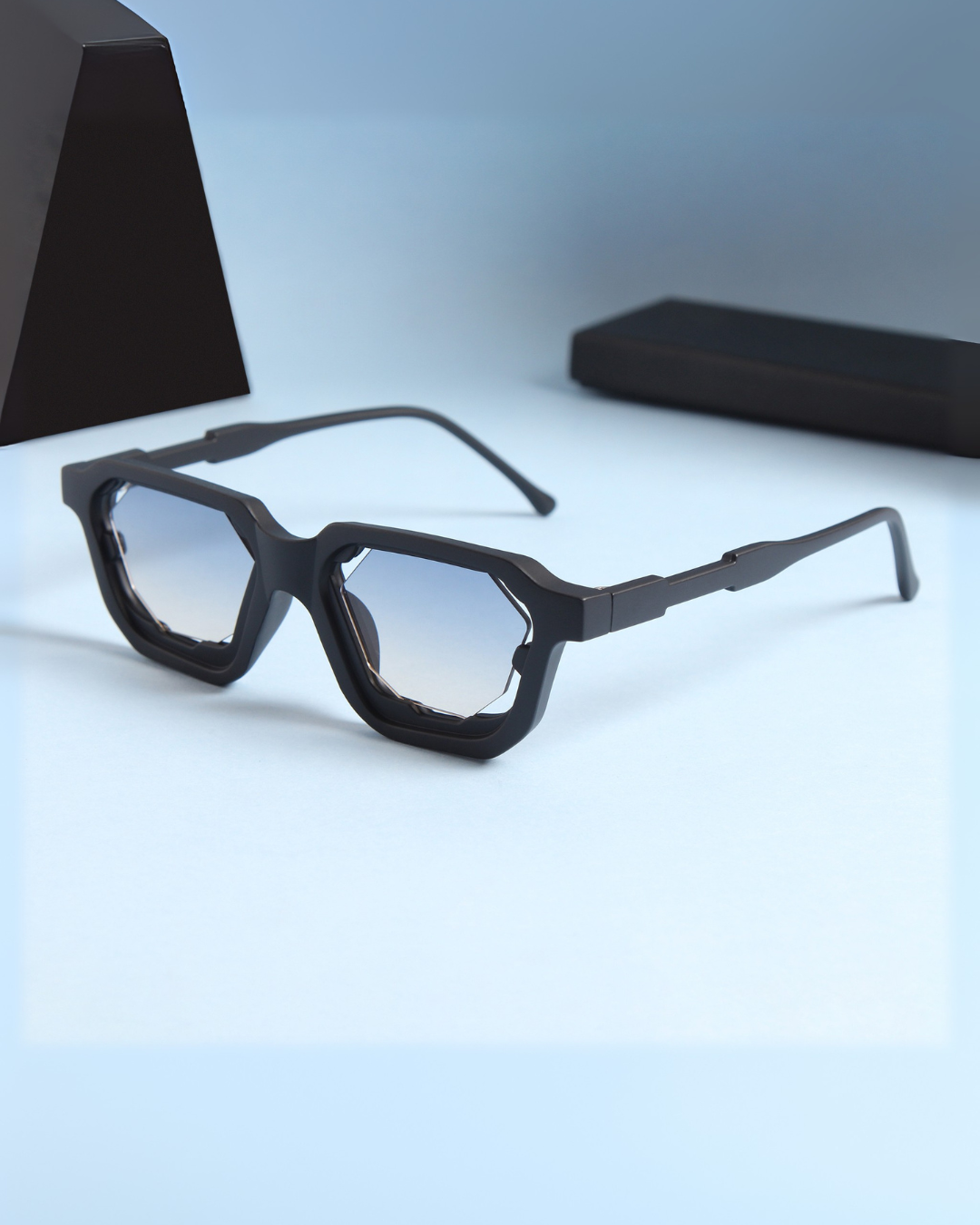 Crystal Black Peach Gradient Square Sunglasses