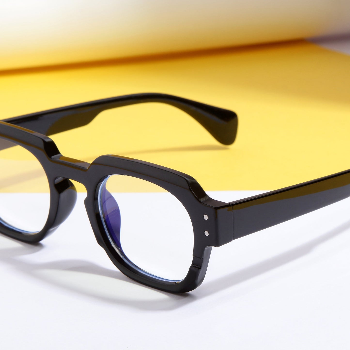 Black Clear SZ 2004 Round Sunglasses