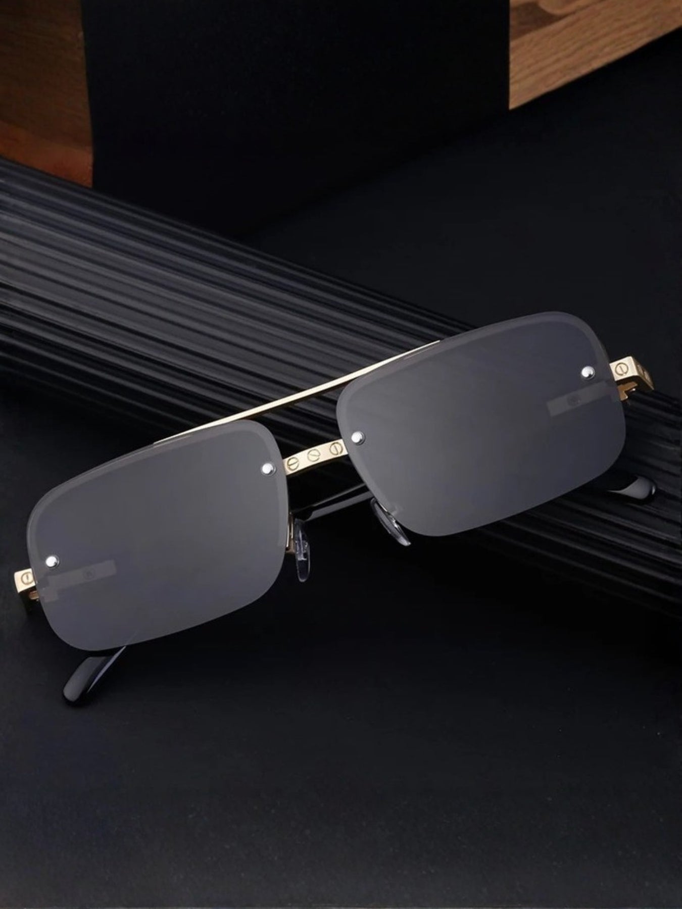 GG2317 Silver Black Rectangle Sunglasses