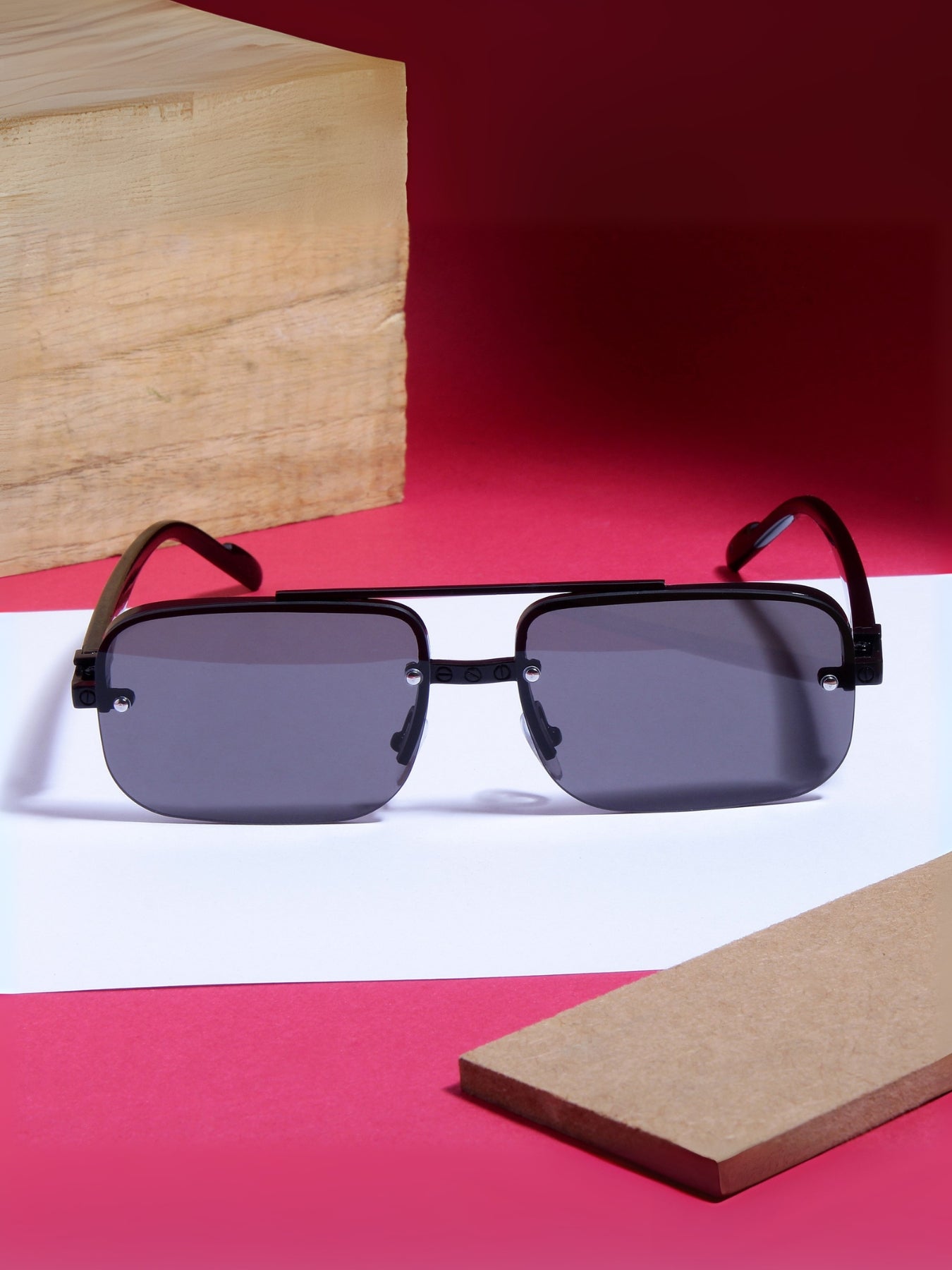 GG2317 Black Rectangle Sunglasses