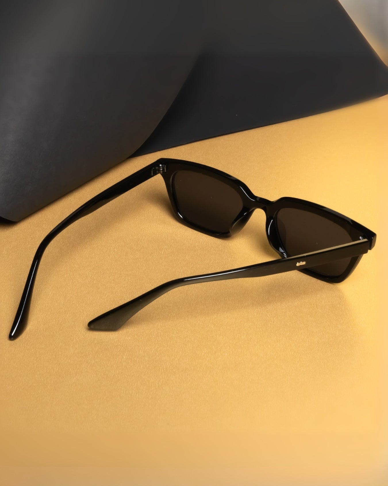 Marco Full Black Rectangle Sunglasses