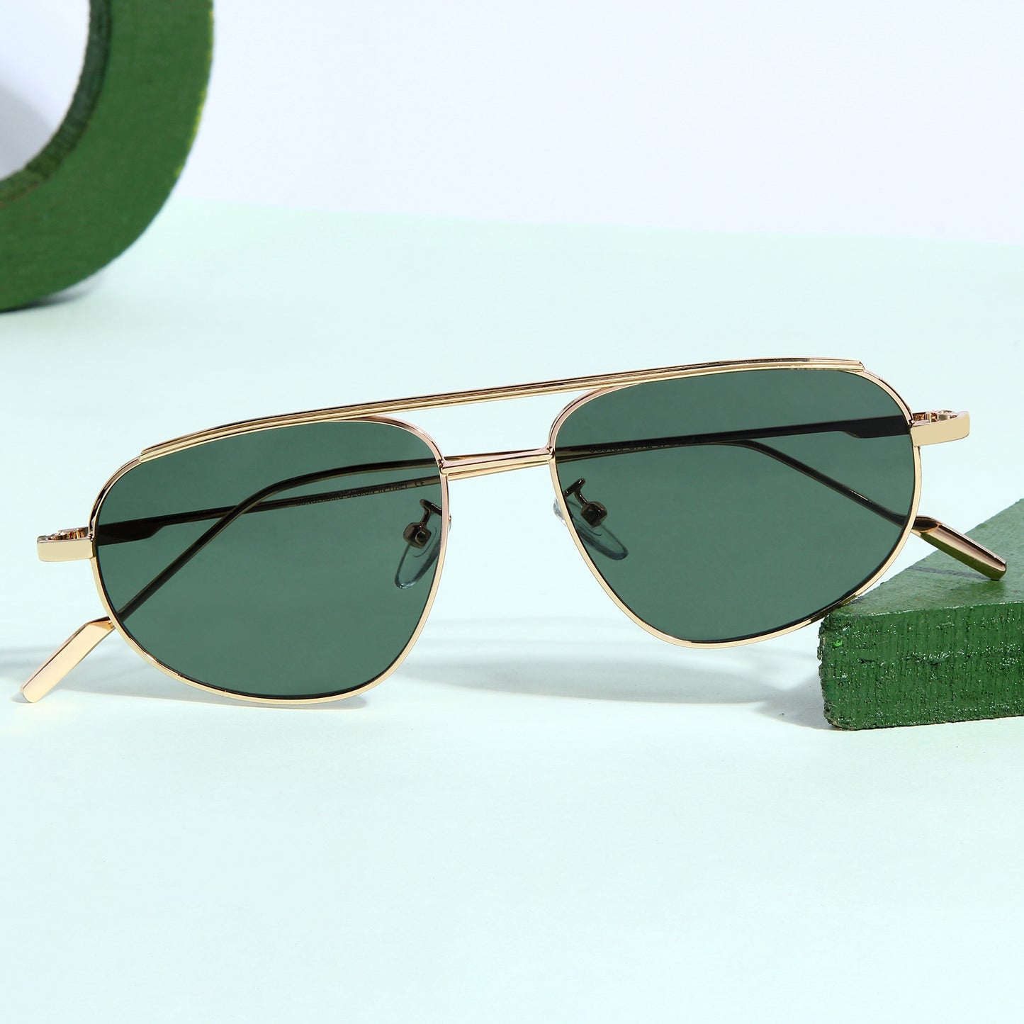 Gold Green Pilot Sunglasses