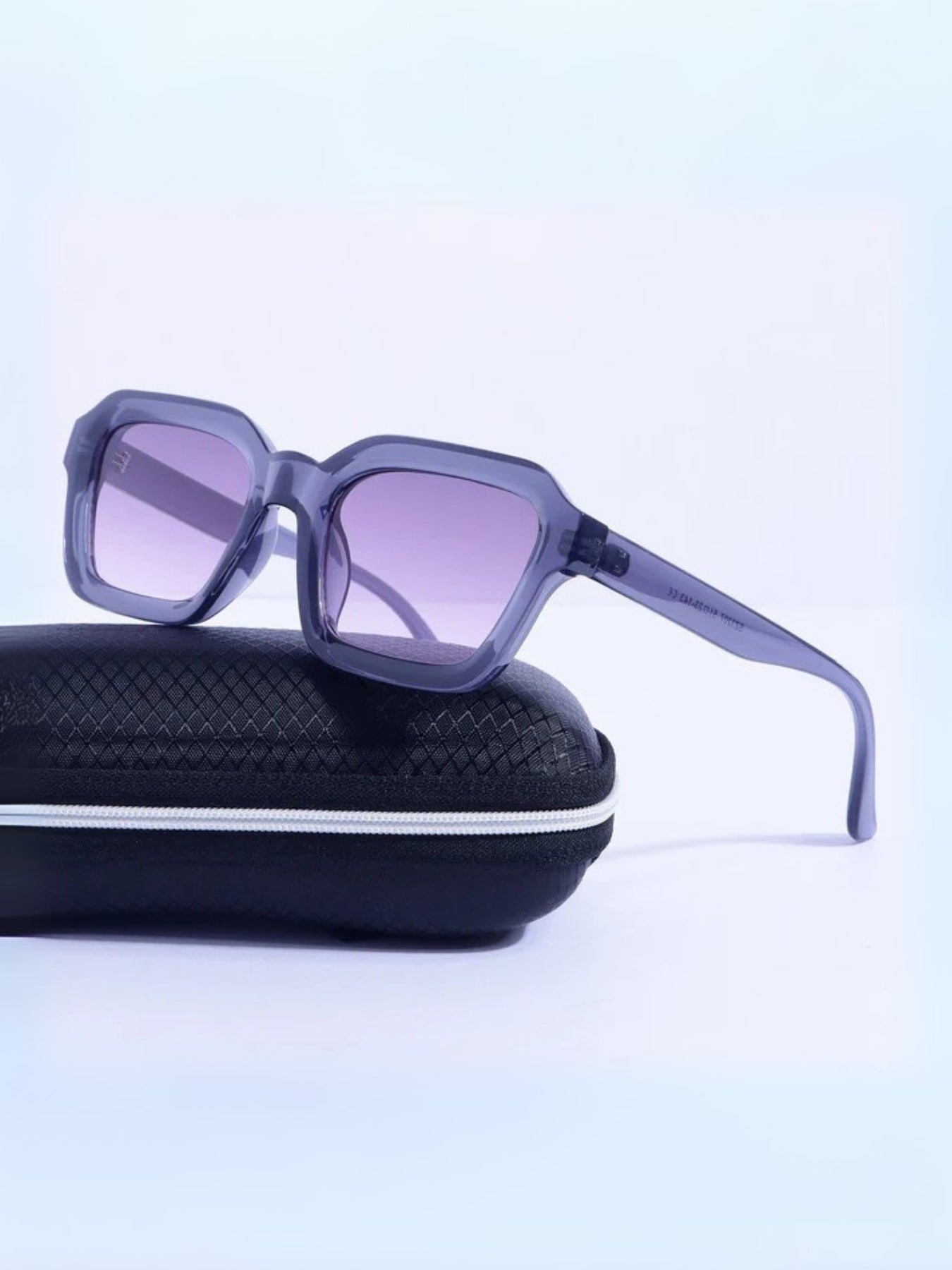Hunter Grey Purple Gradient Square Sunglasses