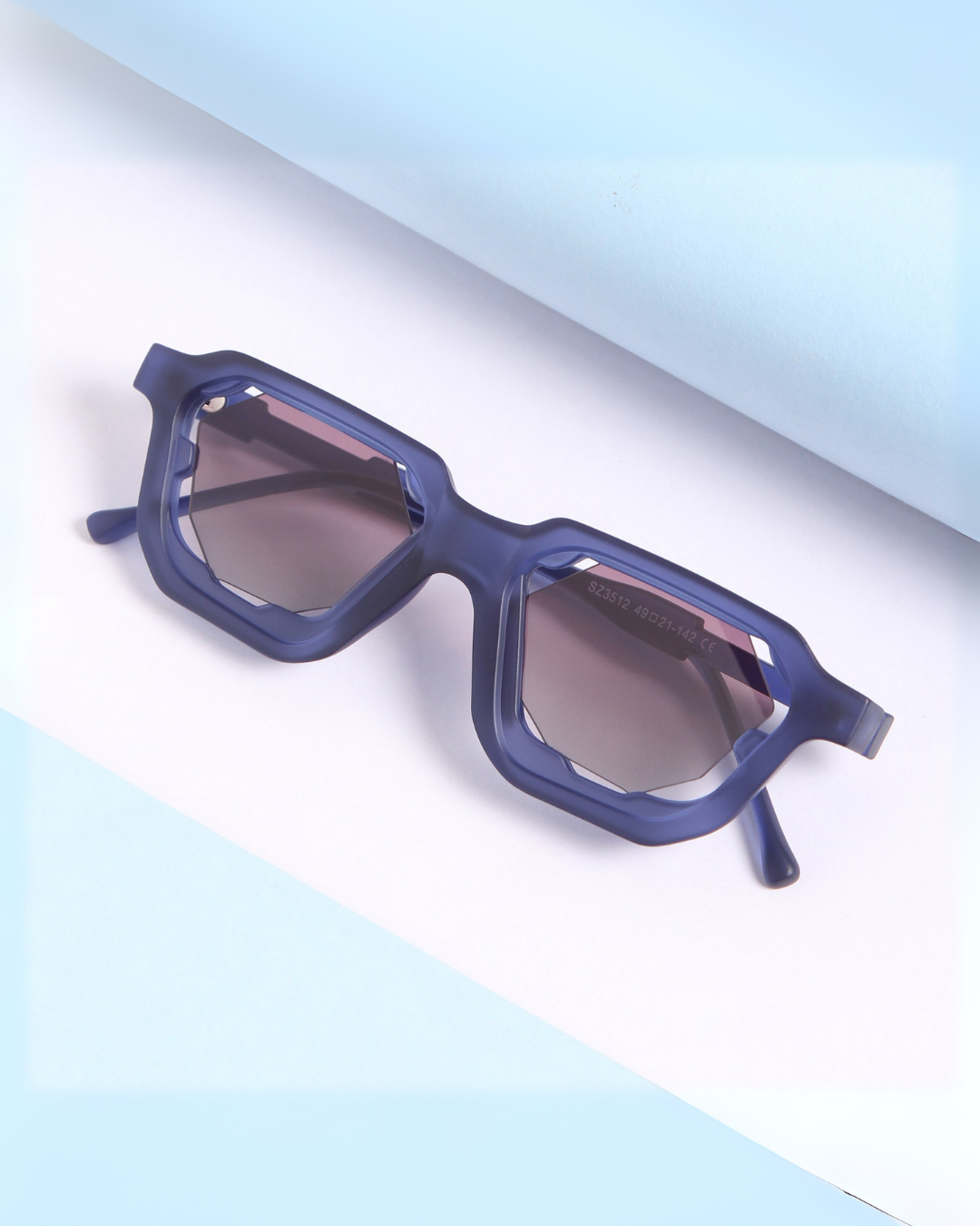 Crystal Blue Gradient Square Sunglasses