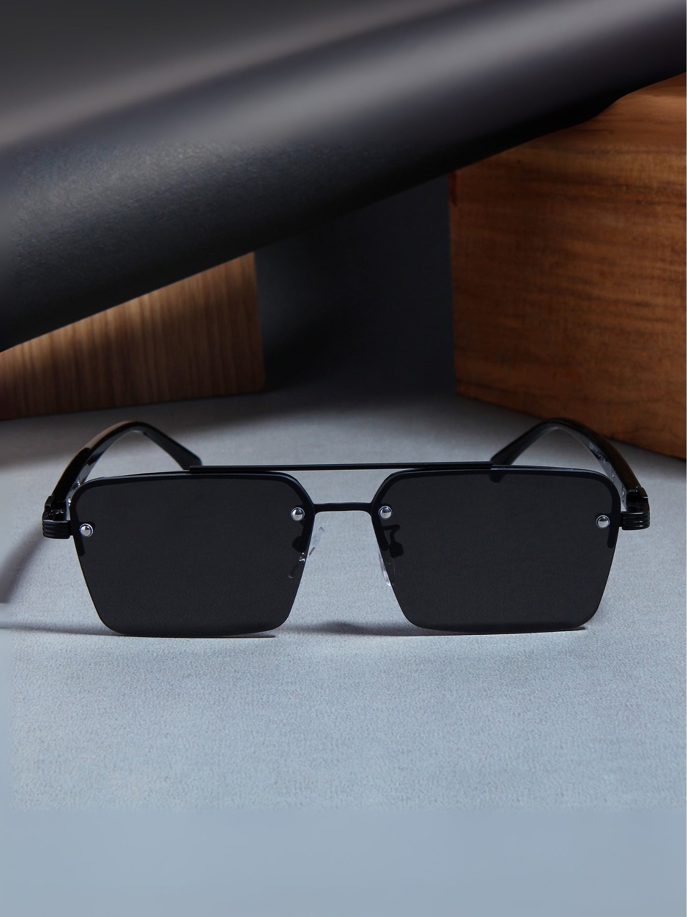 GG2349 Black Rectangle Sunglasses