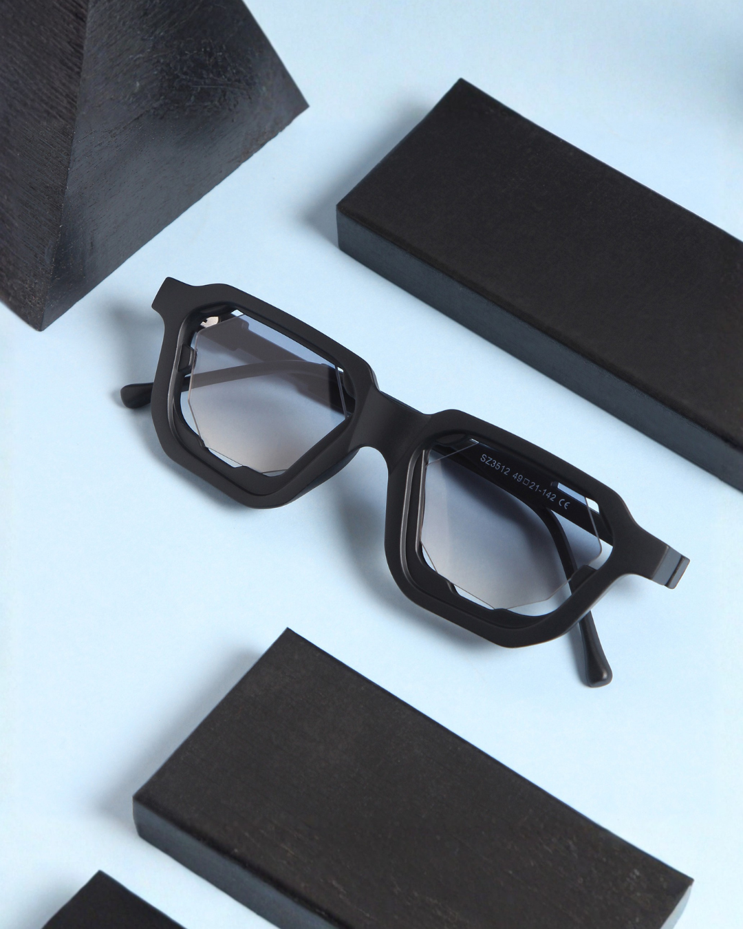 Crystal Black Peach Gradient Square Sunglasses