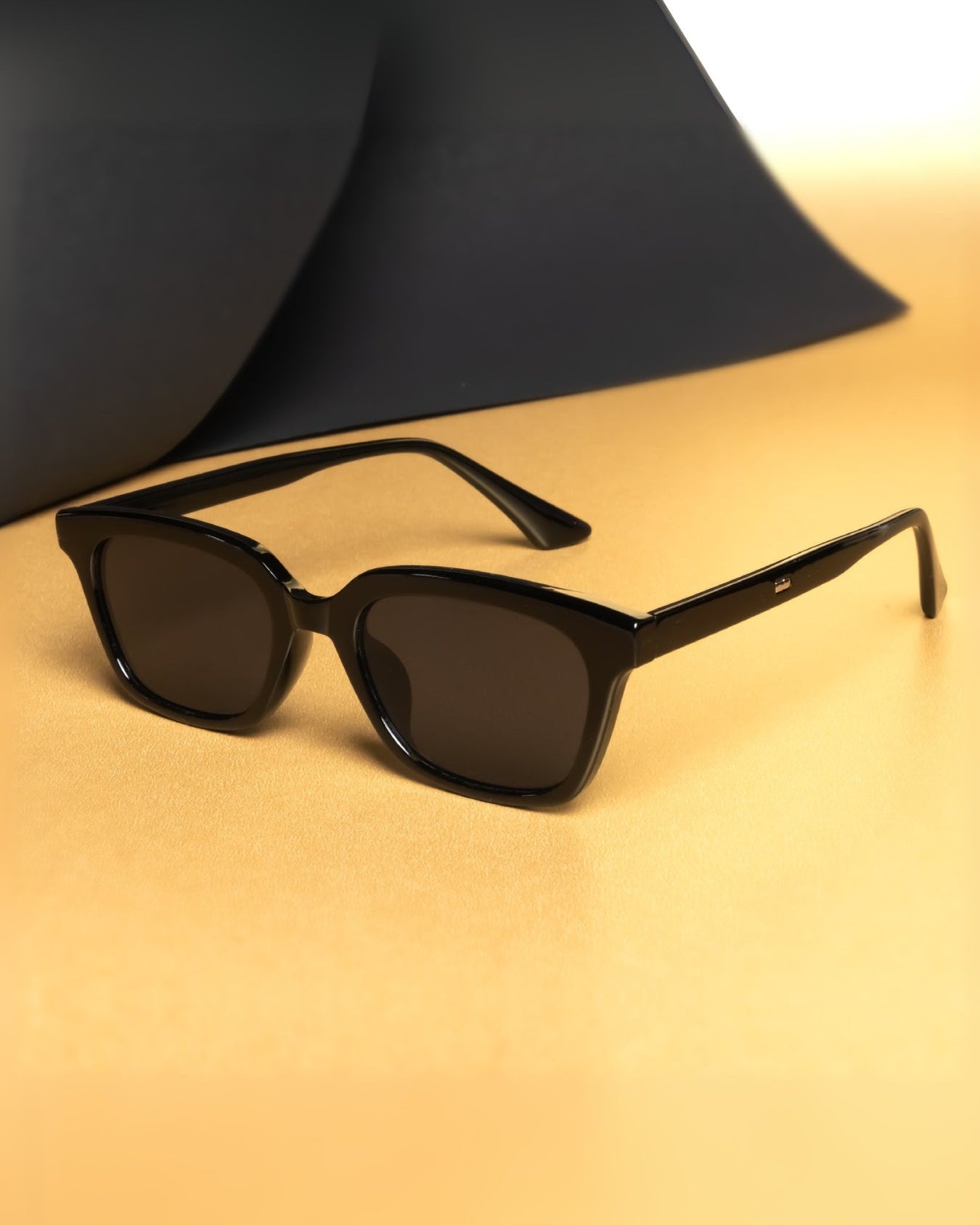 Shop Marco Full Black Rectangle Sunglasses – Pure Edge