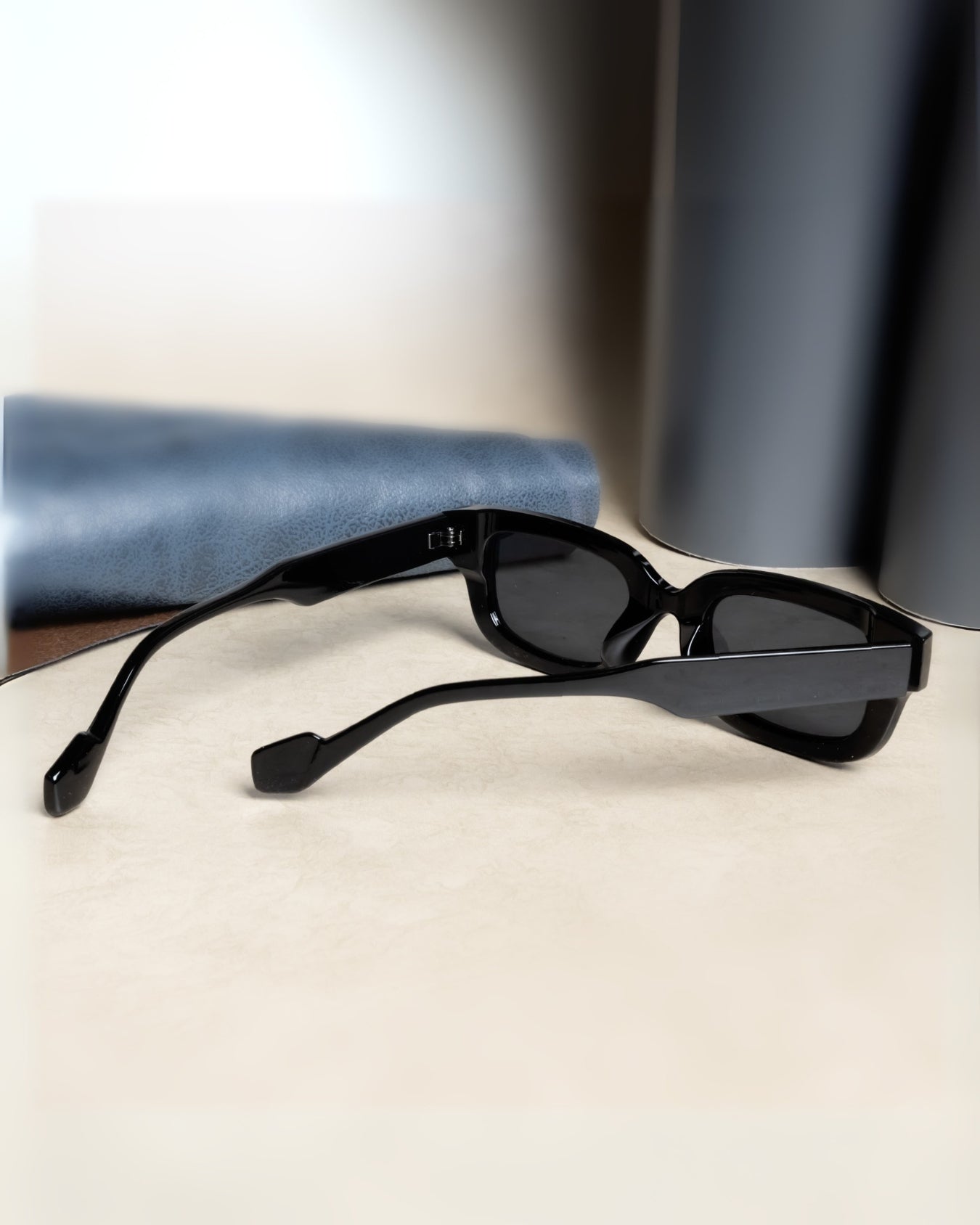 Thunder Full Black Rectangle Sunglasses