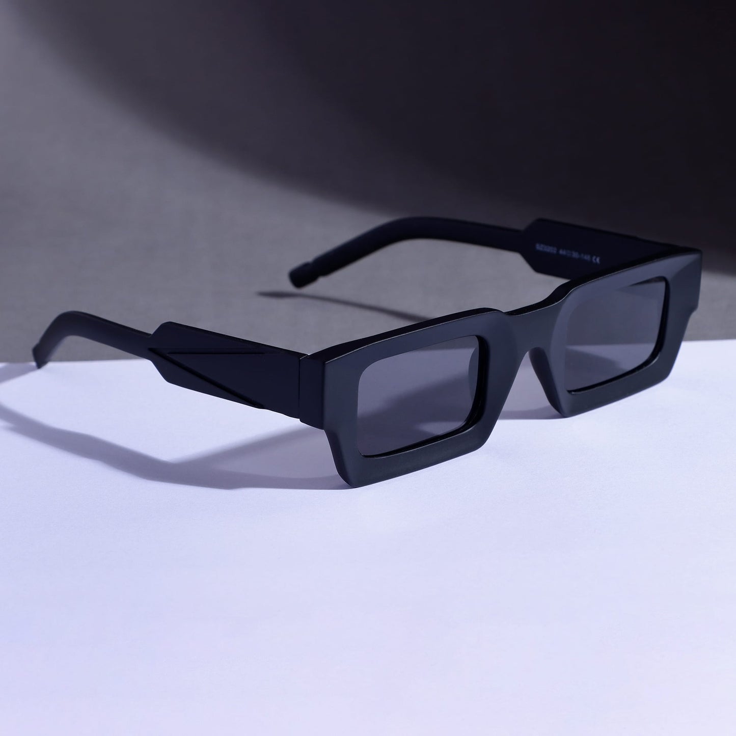 Vintage V2 Full Black Rectangle Sunglasses