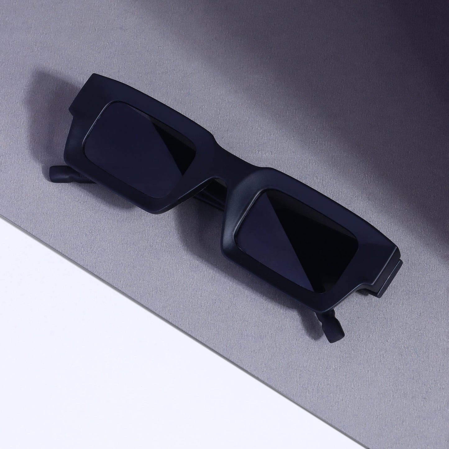 Vintage V2 Full Black Rectangle Sunglasses