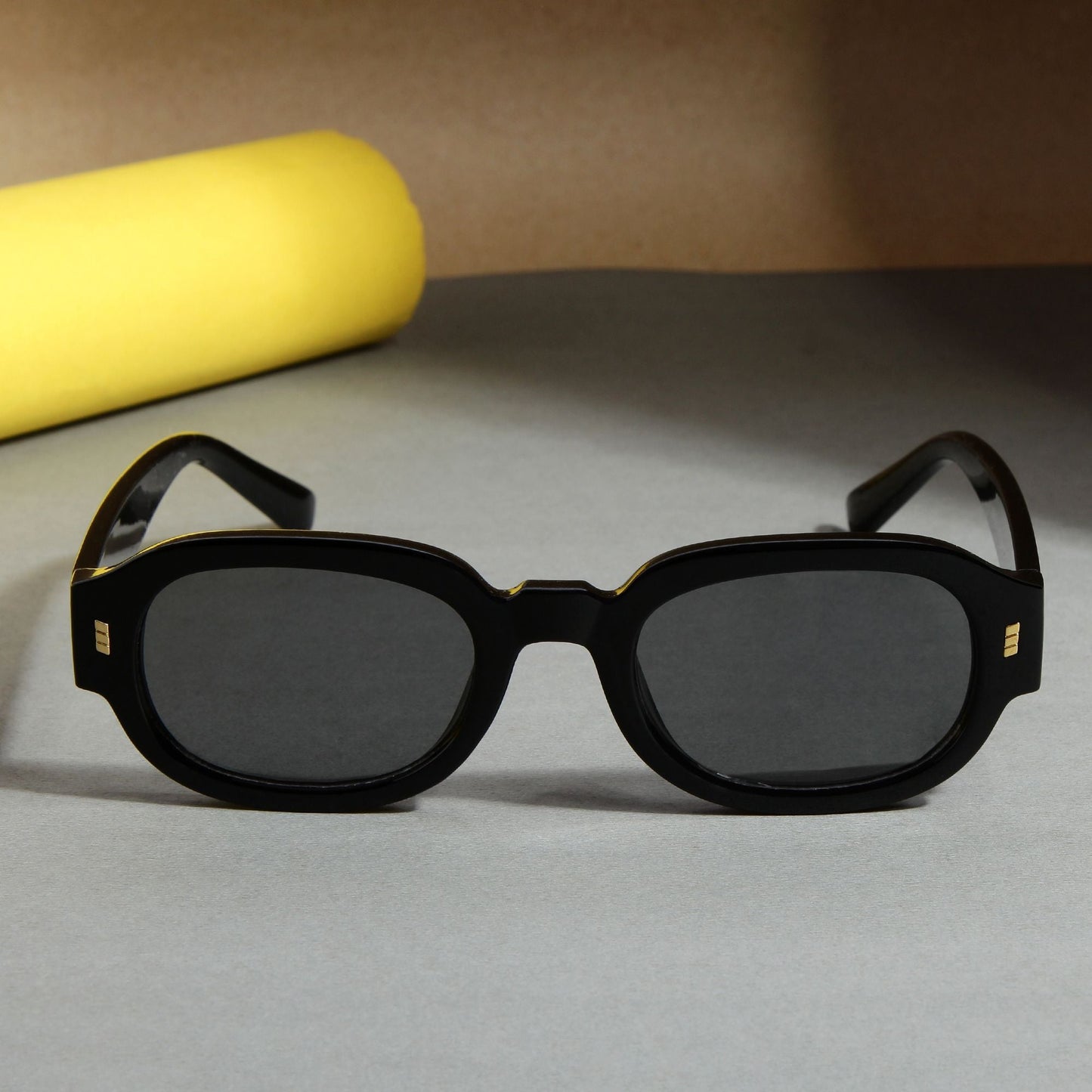 Venom Full Black Oval Sunglasses