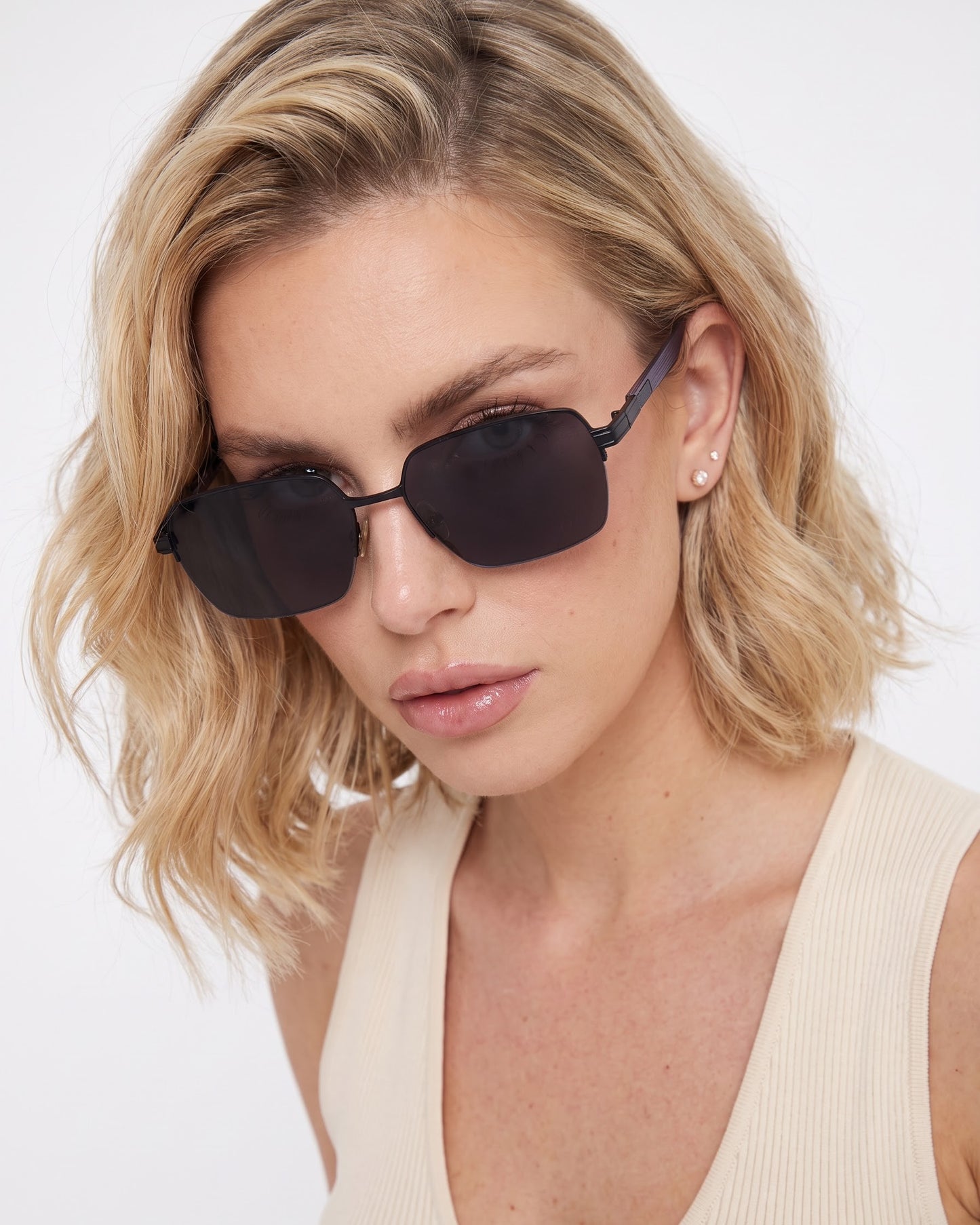 Full Black GG010 Rectangle Half rim sunglasses